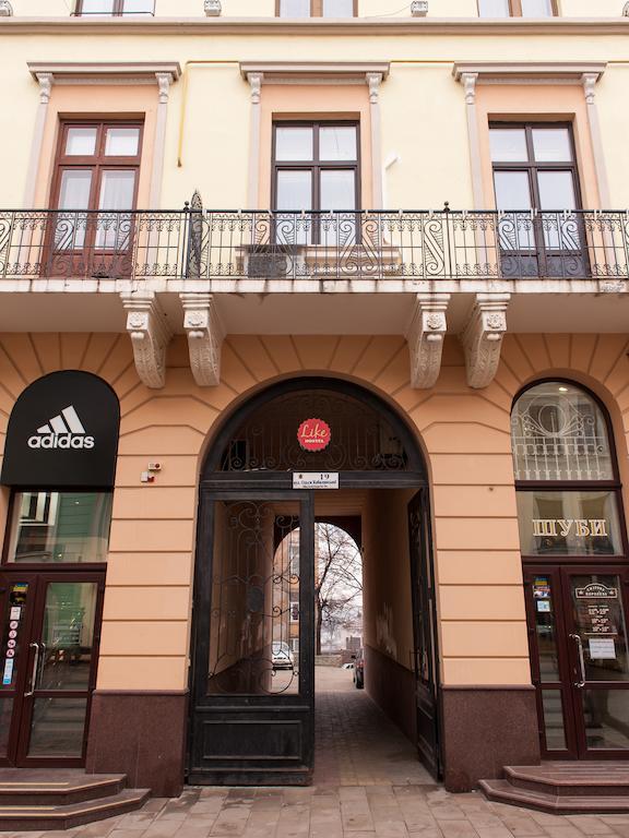 Like Hostel Chernivtsi Exterior foto